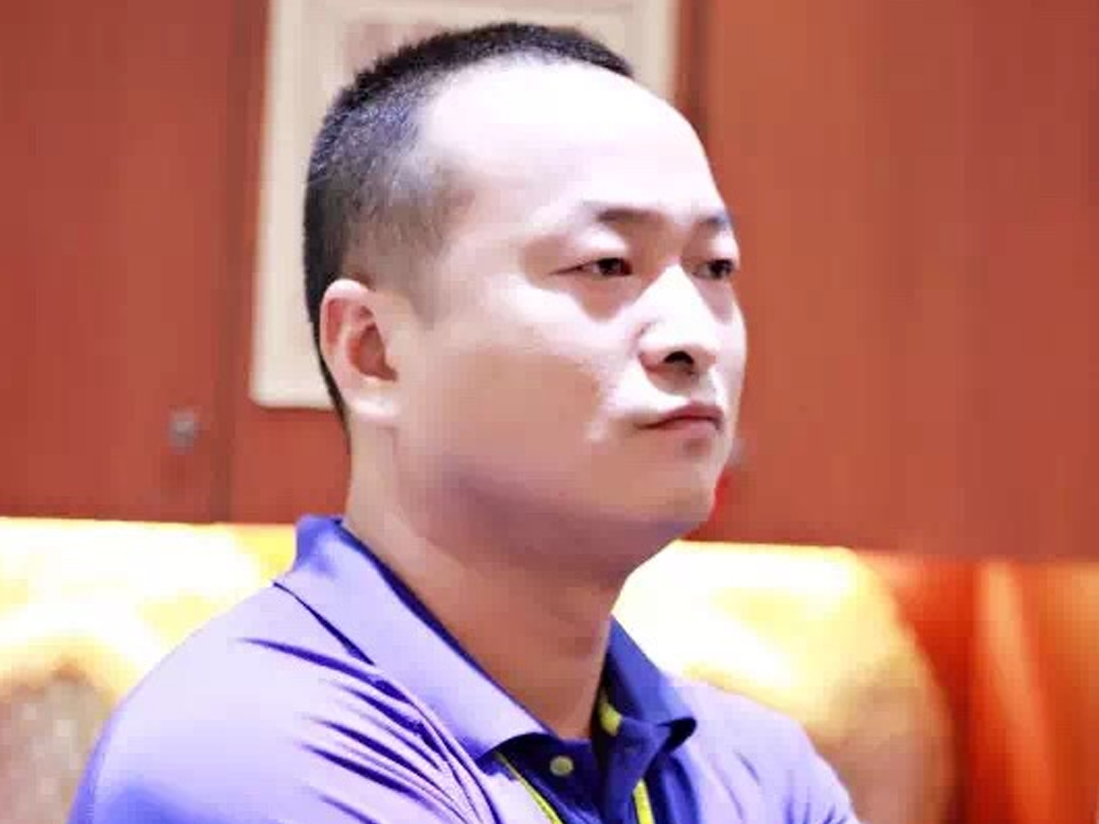 岳艳辉—专业培训老师