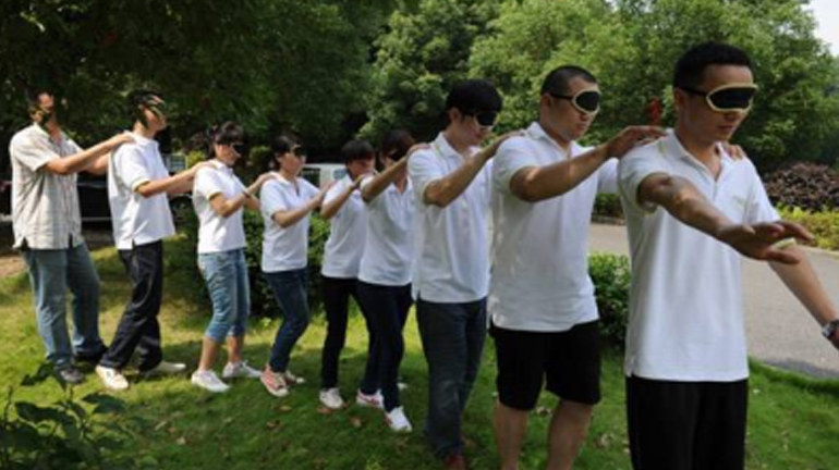 群龙夺金—拓展培训